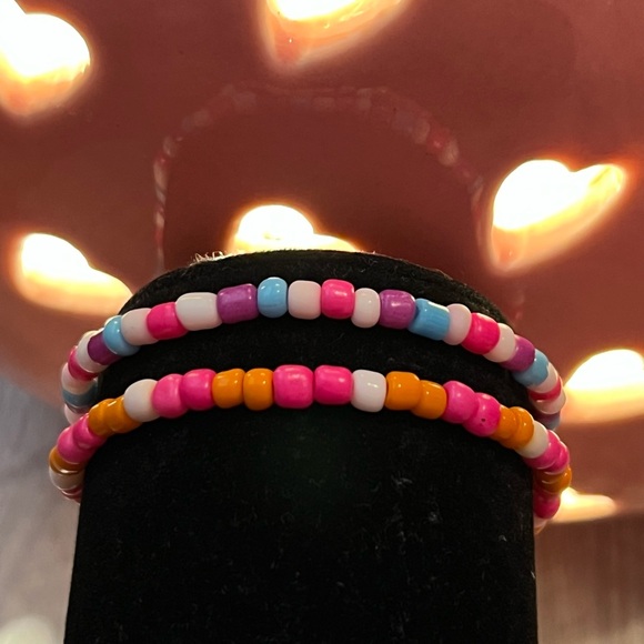 Jewelry - Mini glass bead bracelet set⭐️